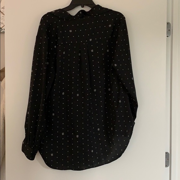 Button down high low blouse - Picture 2 of 3